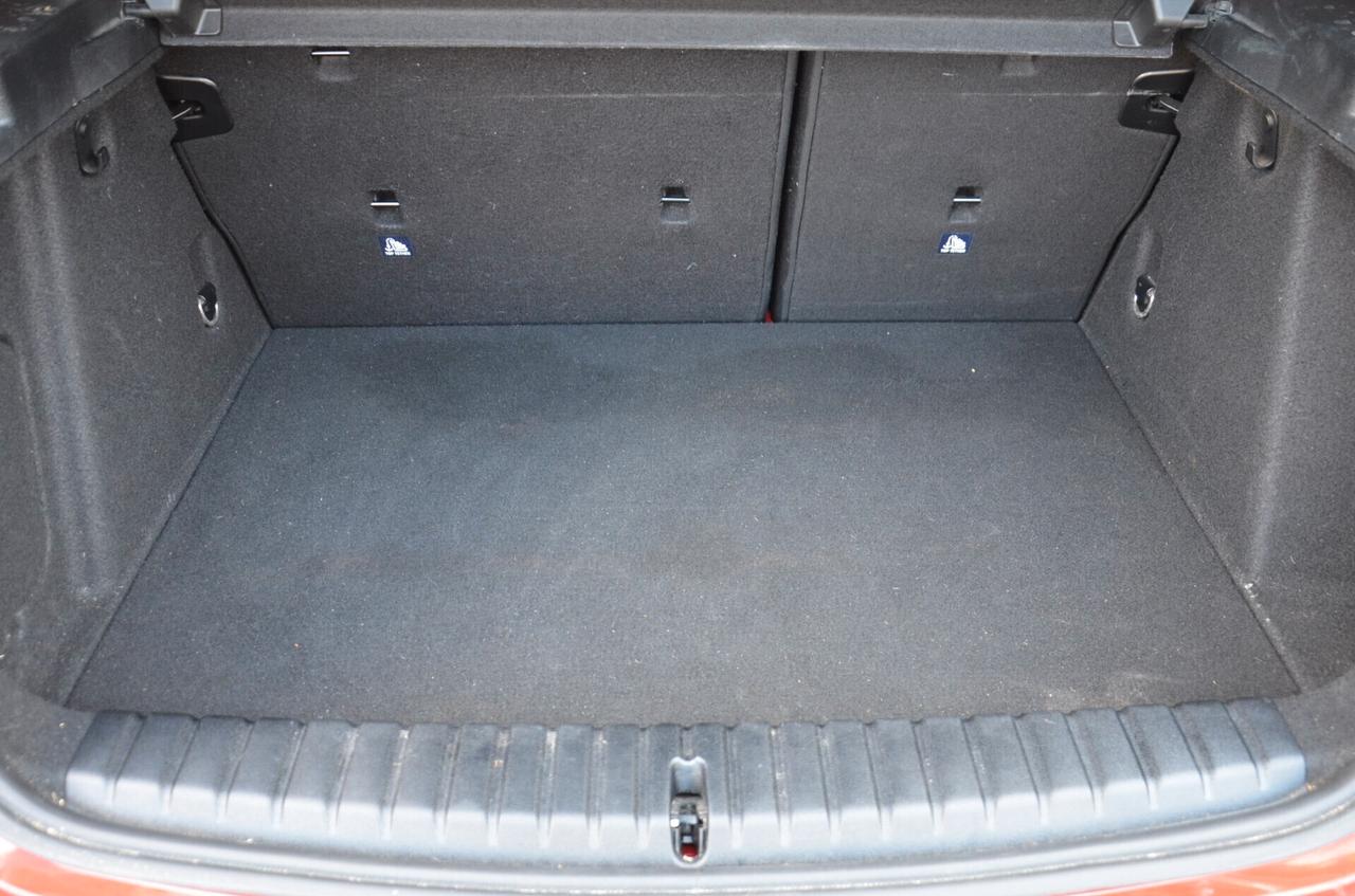 Bmw 116d 5p. SportLine