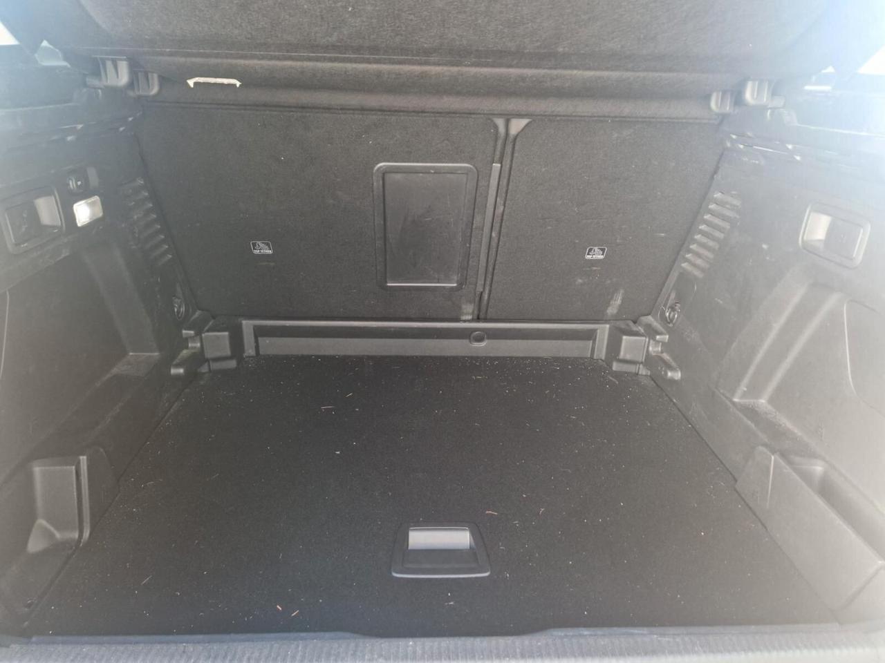 Peugeot 3008 BlueHDi 120 EAT6 S&S Allure