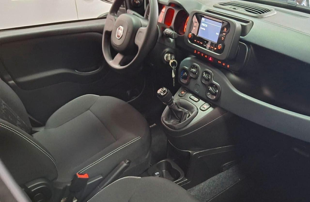 Fiat Panda 1.0 hybrid Vetri oscurati 5posti