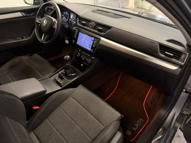 SKODA Superb 1.6 TDI Wagon Executive