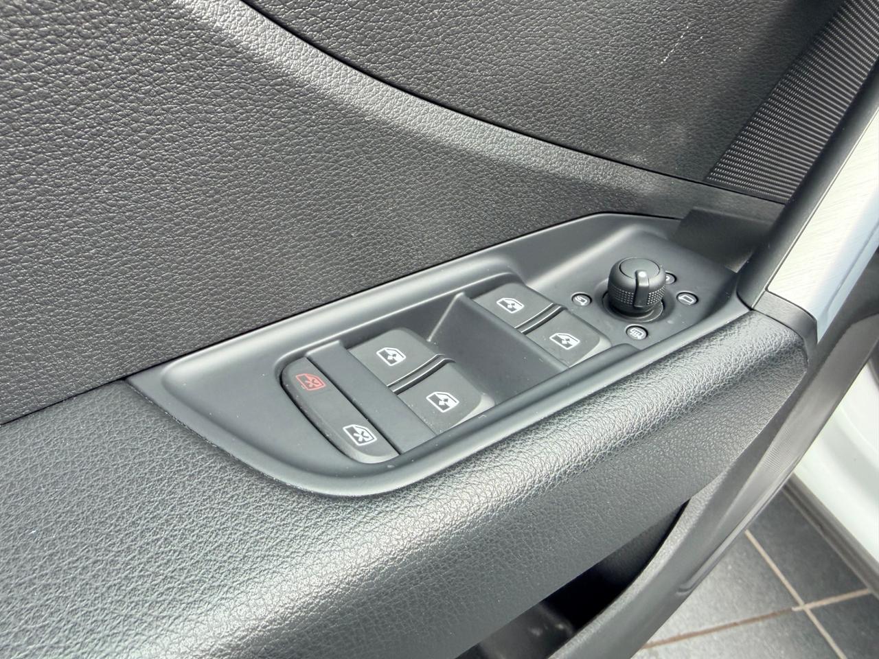 Audi Q2 30 TDI S tronic line Edition