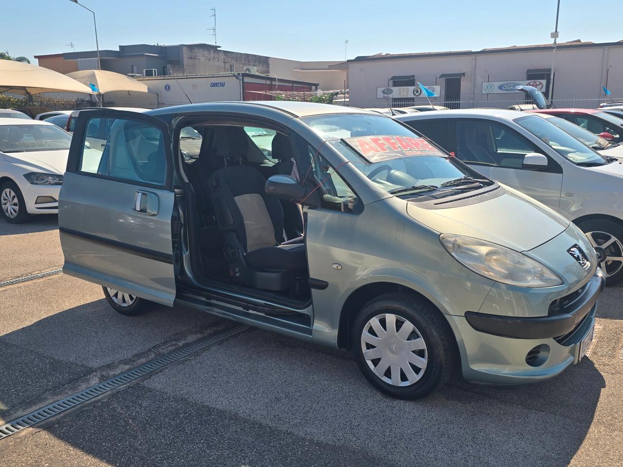Peugeot 1007 1.4 HDi Trendy