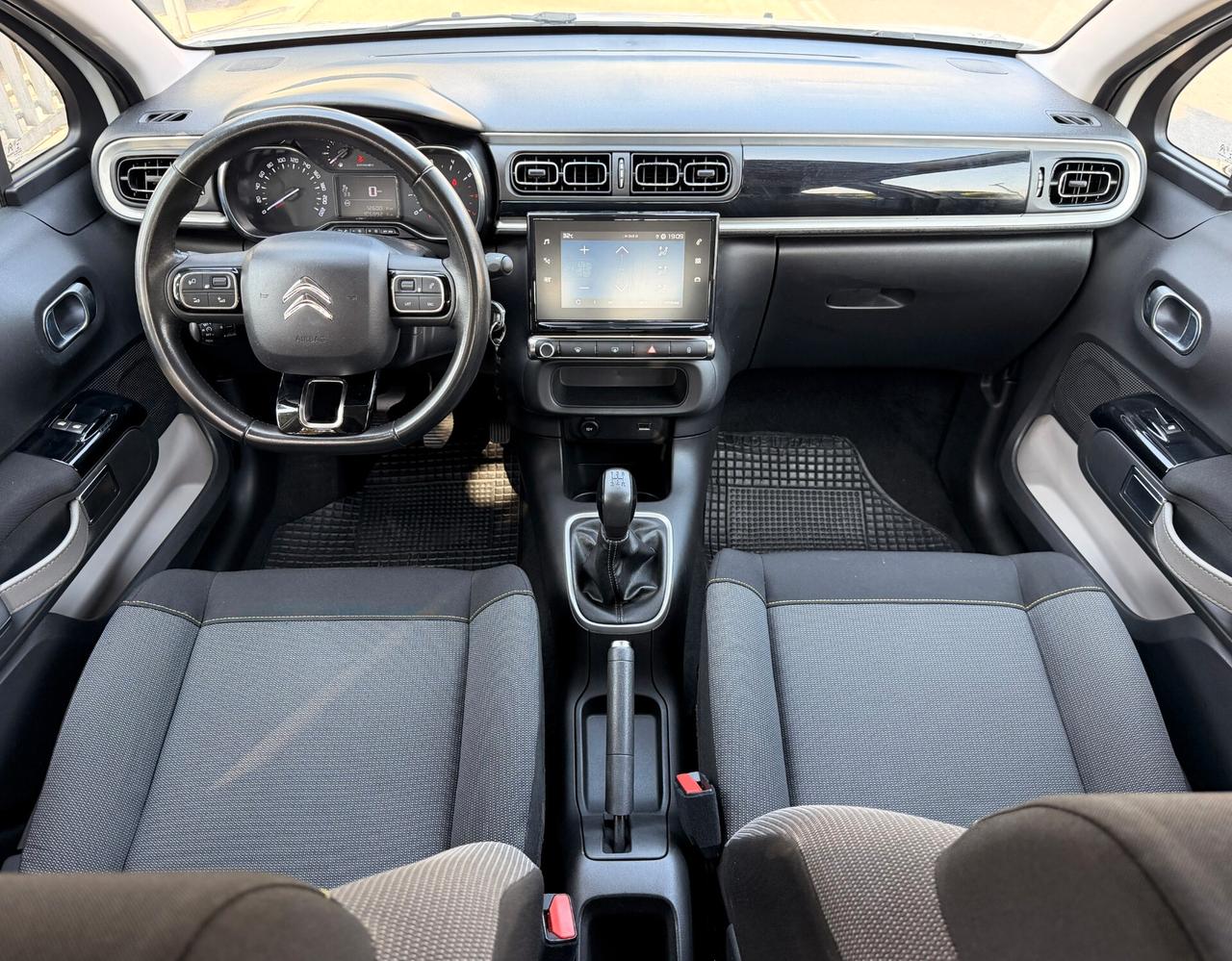 Citroen C3 PureTech 83 S&S Shine