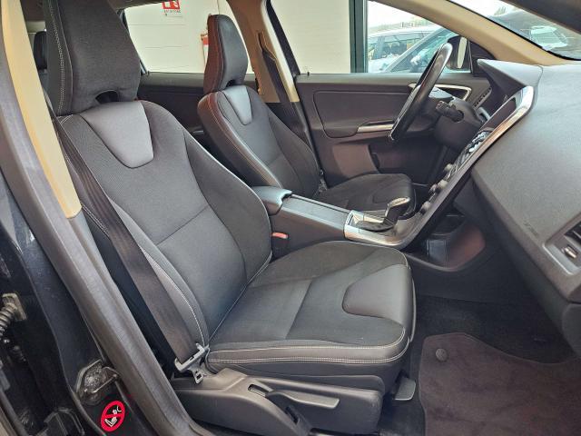 Volvo XC60 XC60 2.0 d4 (d3) Summum geartronic