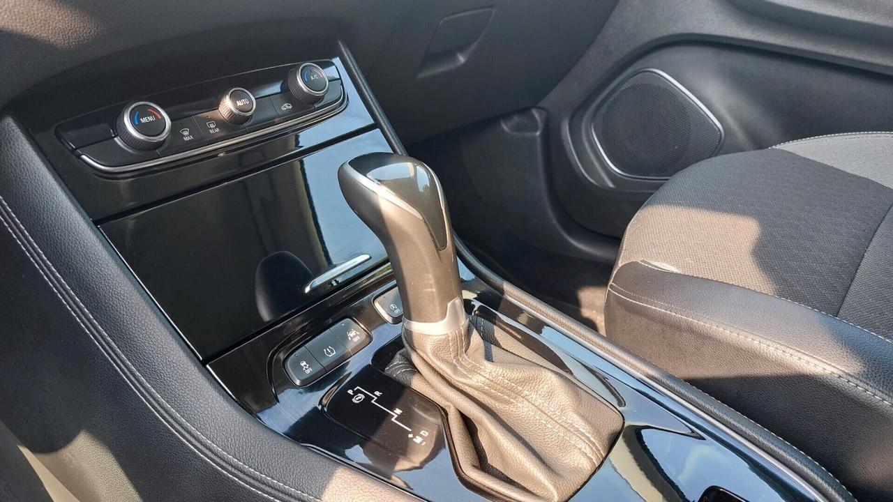 Opel Grandland X 1.5 Diesel Automatica Neopatentati
