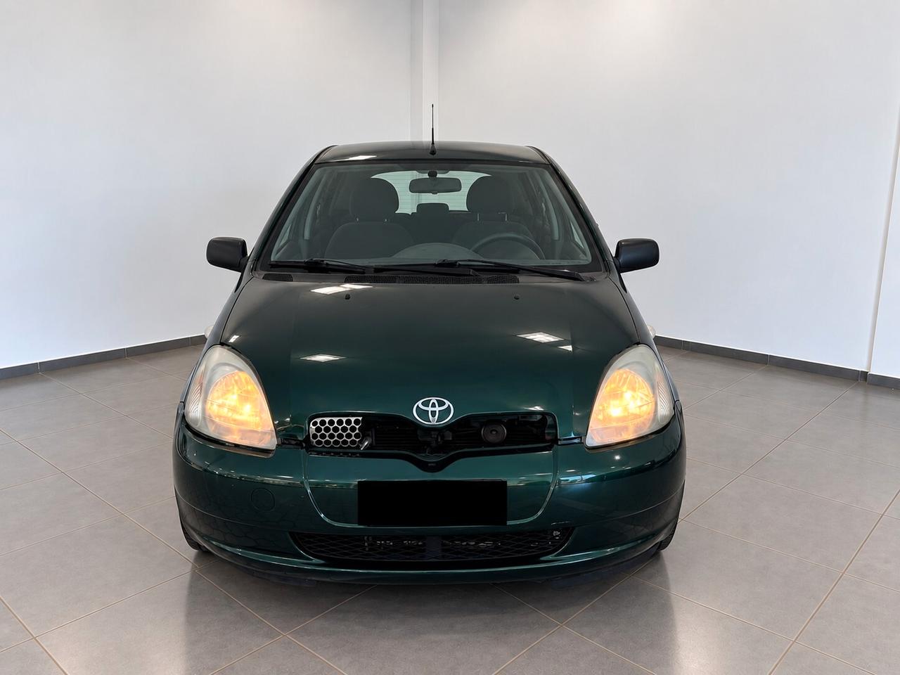 Toyota Yaris 1.0i 16V cat 5 porte