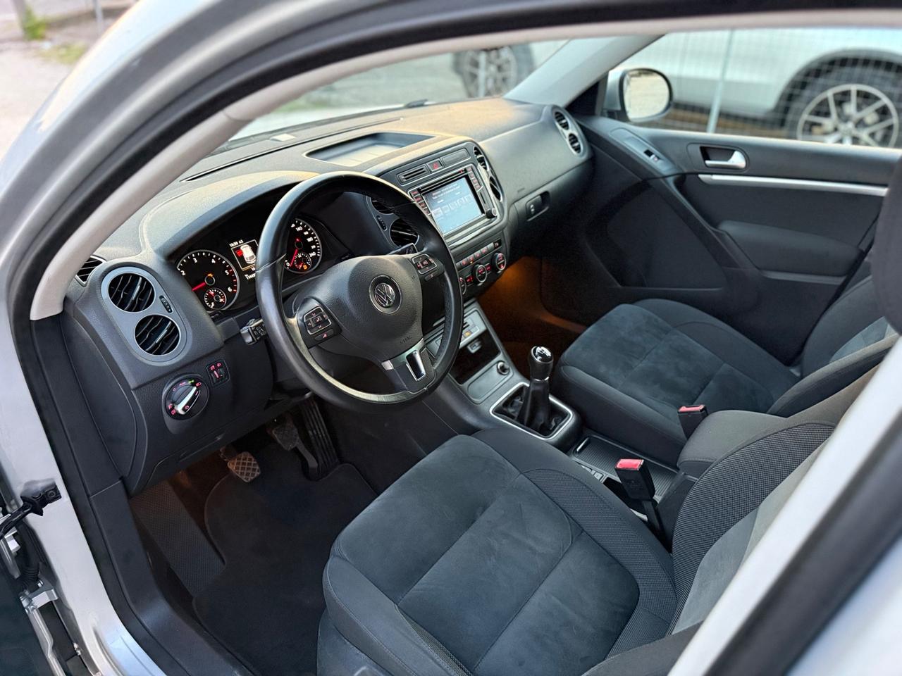 Volkswagen Tiguan 2.0 TDI 110 CV Sport & Style BlueMotion