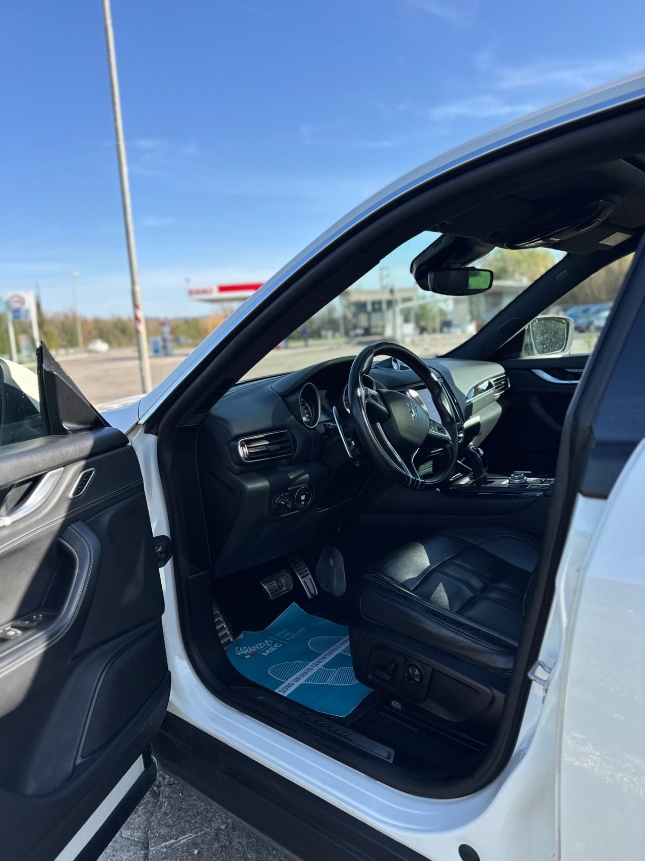 Maserati Levante V6 Diesel 275 CV AWD