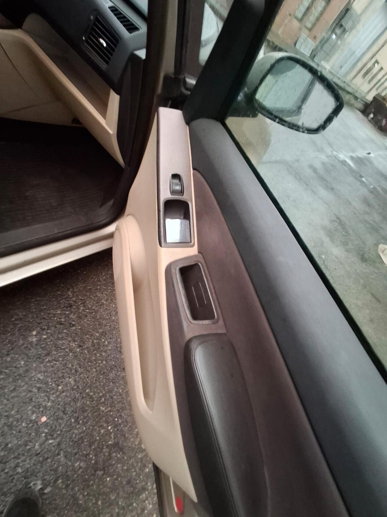 Lancia MUSA 1.4 16V Platino Plus GPL