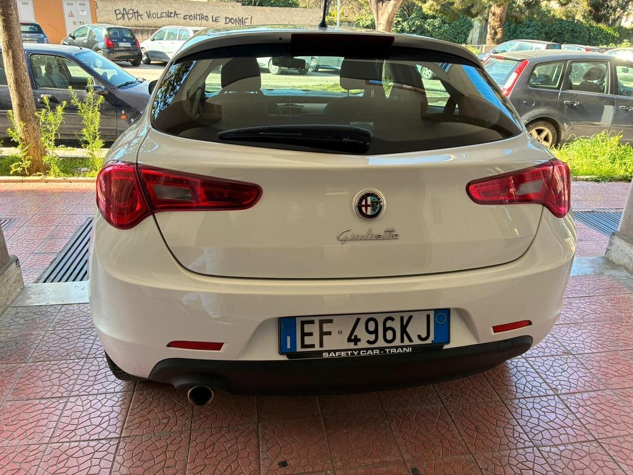 AlfaRomeoGiulietta 1.6mjet105CV tagliandata perfetta-11