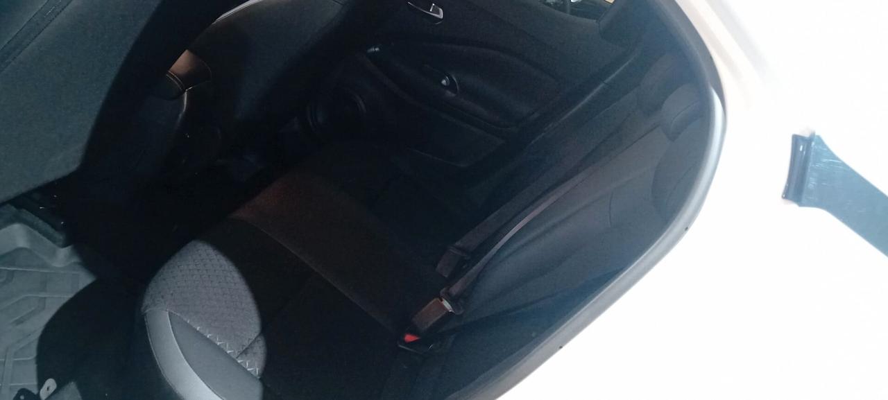 Nissan Juke 1.6 HEV N-Connecta