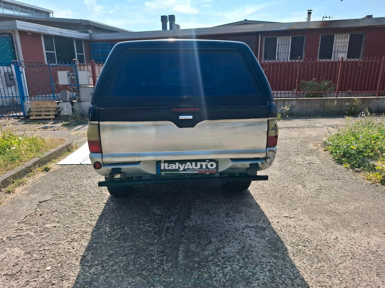 Mitsubishi L200 2.5 TDI 4WD Club Cab Pick-up GLS