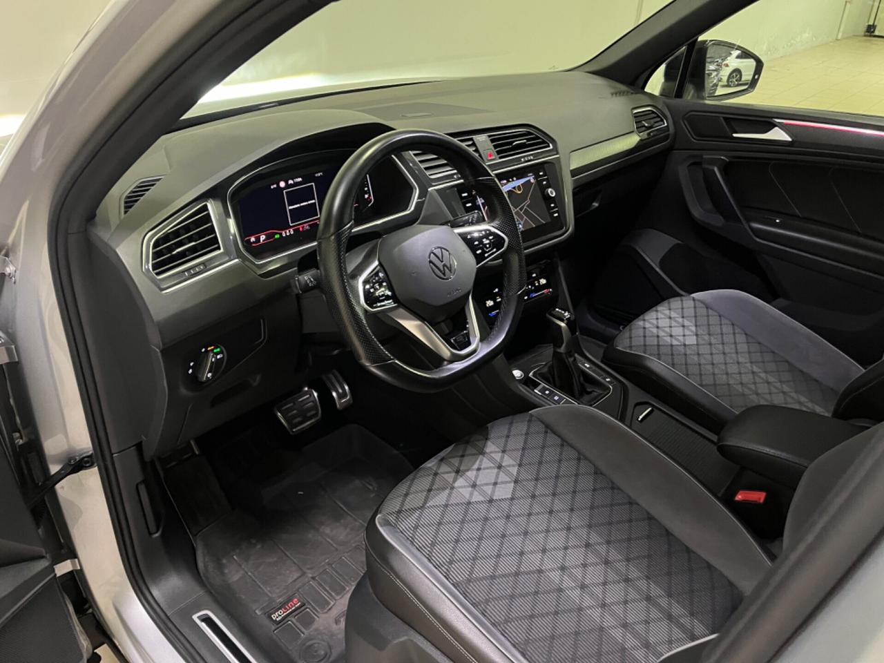 Volkswagen Tiguan 2.0 TDI 150 CV SCR DSG R-Line