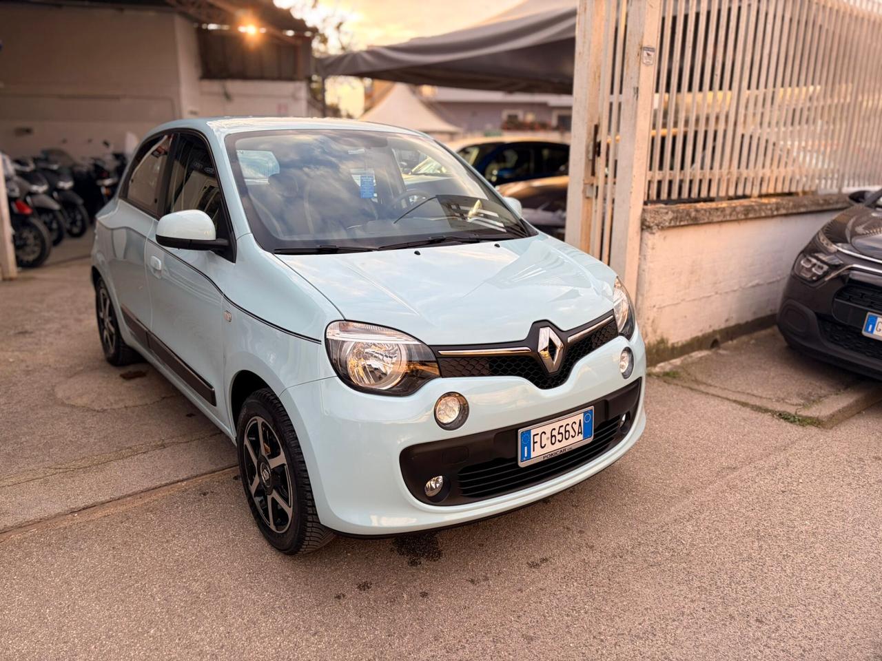 RENAULT TWINGO 0.9 TCE 90 CV AUTOMATICA 2016