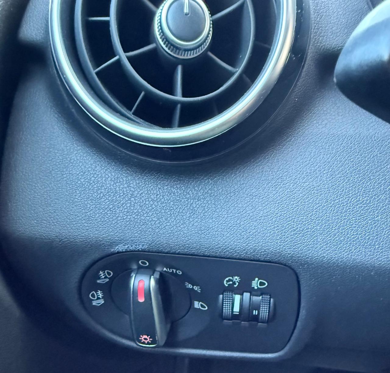 Audi A1 1.0 TFSI ultra S-Line