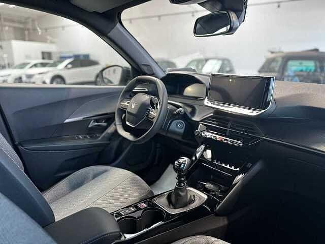 Peugeot 2008 PureTech 100 S&S Allure Km Zero