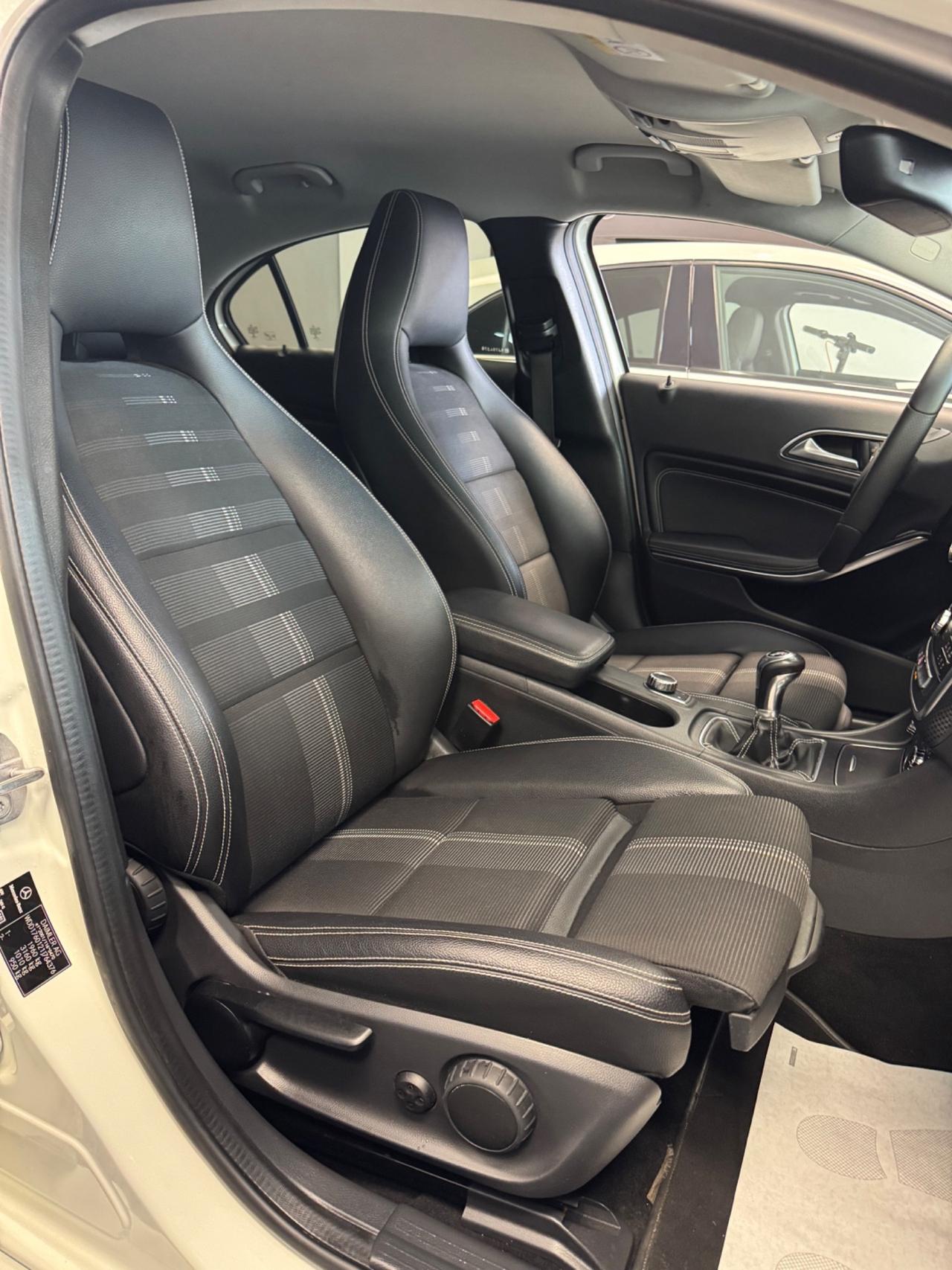 Mercedes-benz A 180 d Sport Finanziabile