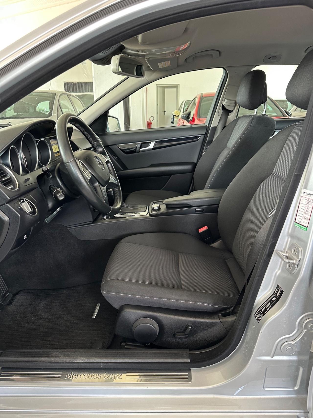Mercedes-benz C 200 CDI BlueEFFICIENCY Elegance