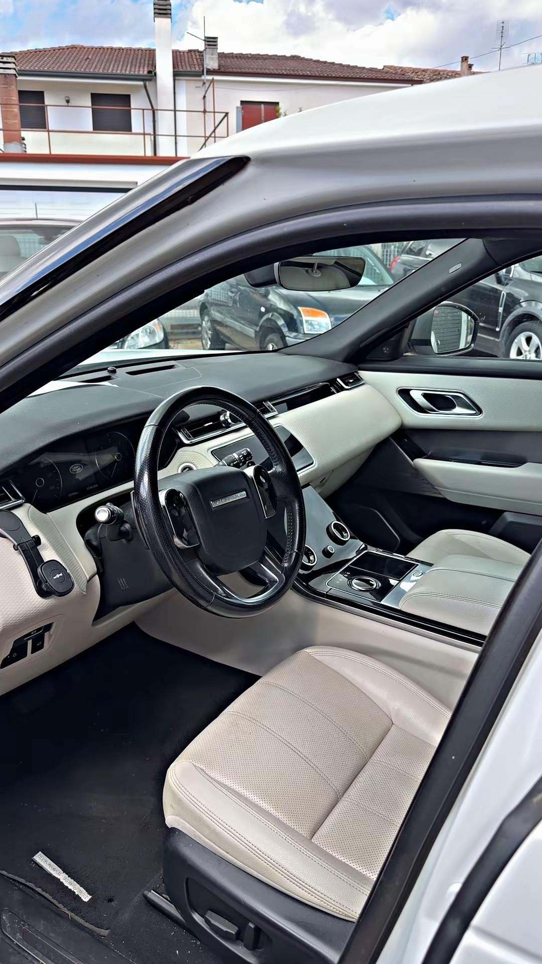 Land Rover Range Velar 2.0D I4 240 CV R-Dynamic
