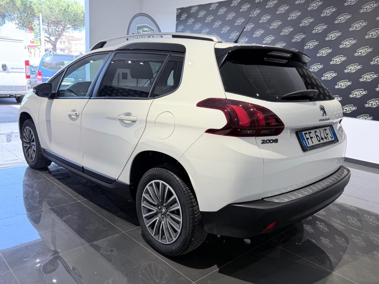 Peugeot 2008 - 2016 BlueHDi 100cv 112000 km