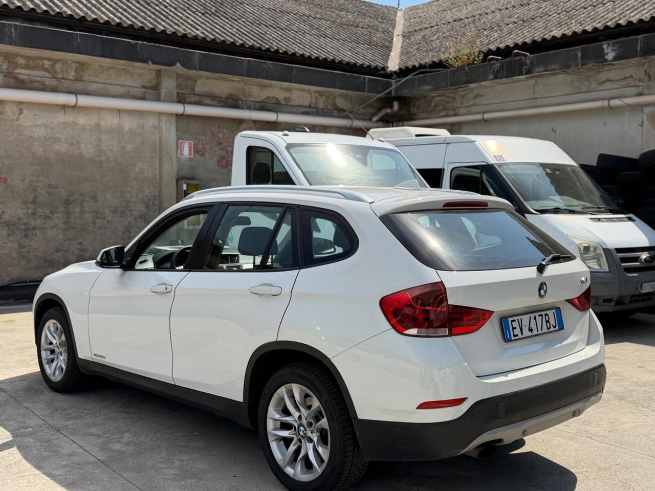BMW X1 XDRIVE 18d 4x4 143CAVALLI - MANUALE 2014