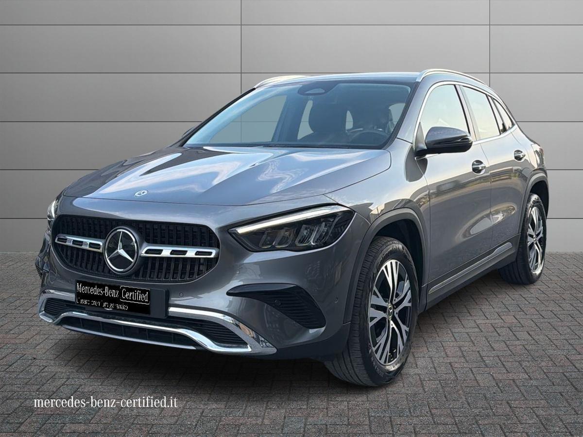 Mercedes-Benz GLA 180 Progressive Advanced auto