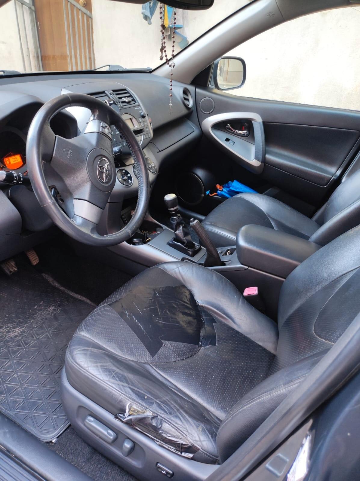 Toyota RAV 4 RAV4 2.2 D-4D 136 CV -IN CONTO VENDITA DI UN NOSTRO CLIENTE