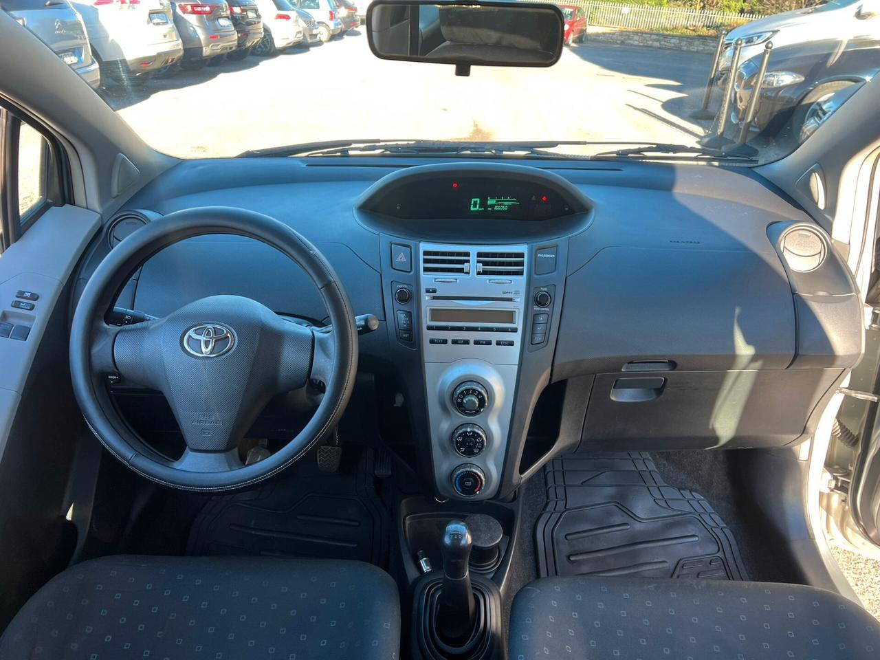 Toyota Yaris 1.4 D-4D 3 porte Sol