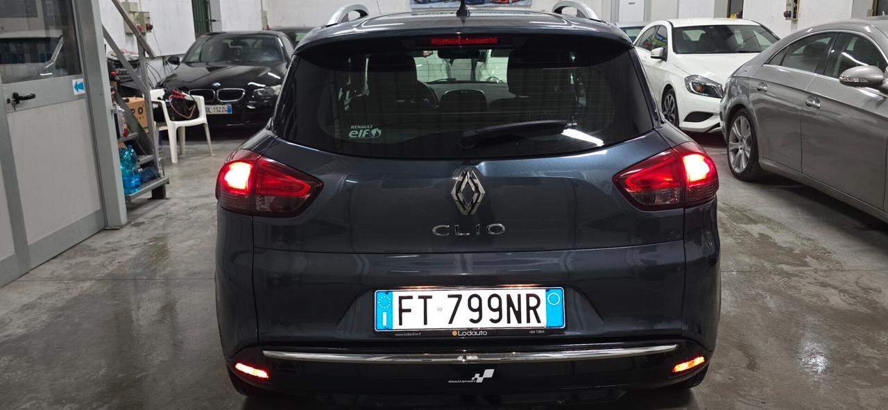 Renault Clio Sporter dCi 8V 90 CV Moschino Intens