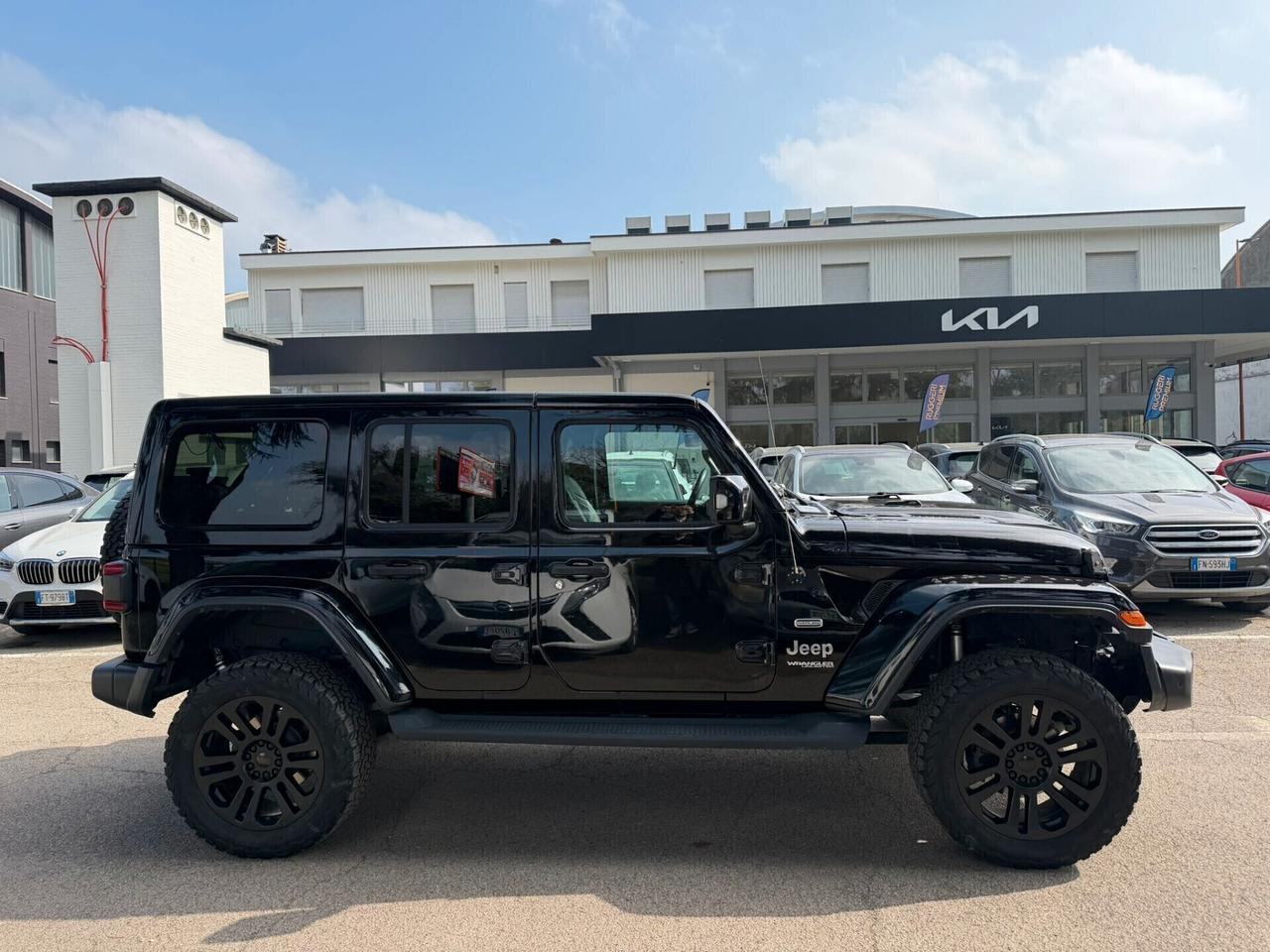 Jeep Wrangler Unlimited 2.2 Mjt II Sahara
