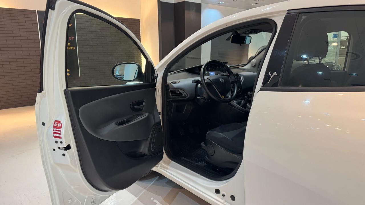 LANCIA YPSILON 1.2 69CV 5p - 2016