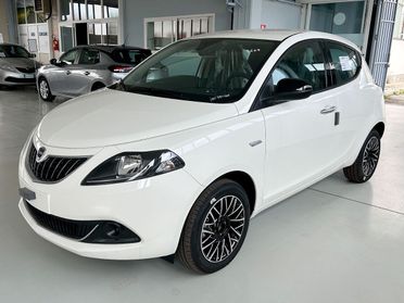 Lancia Ypsilon 1.0 FireFly 5 porte S&S Hybrid Platino