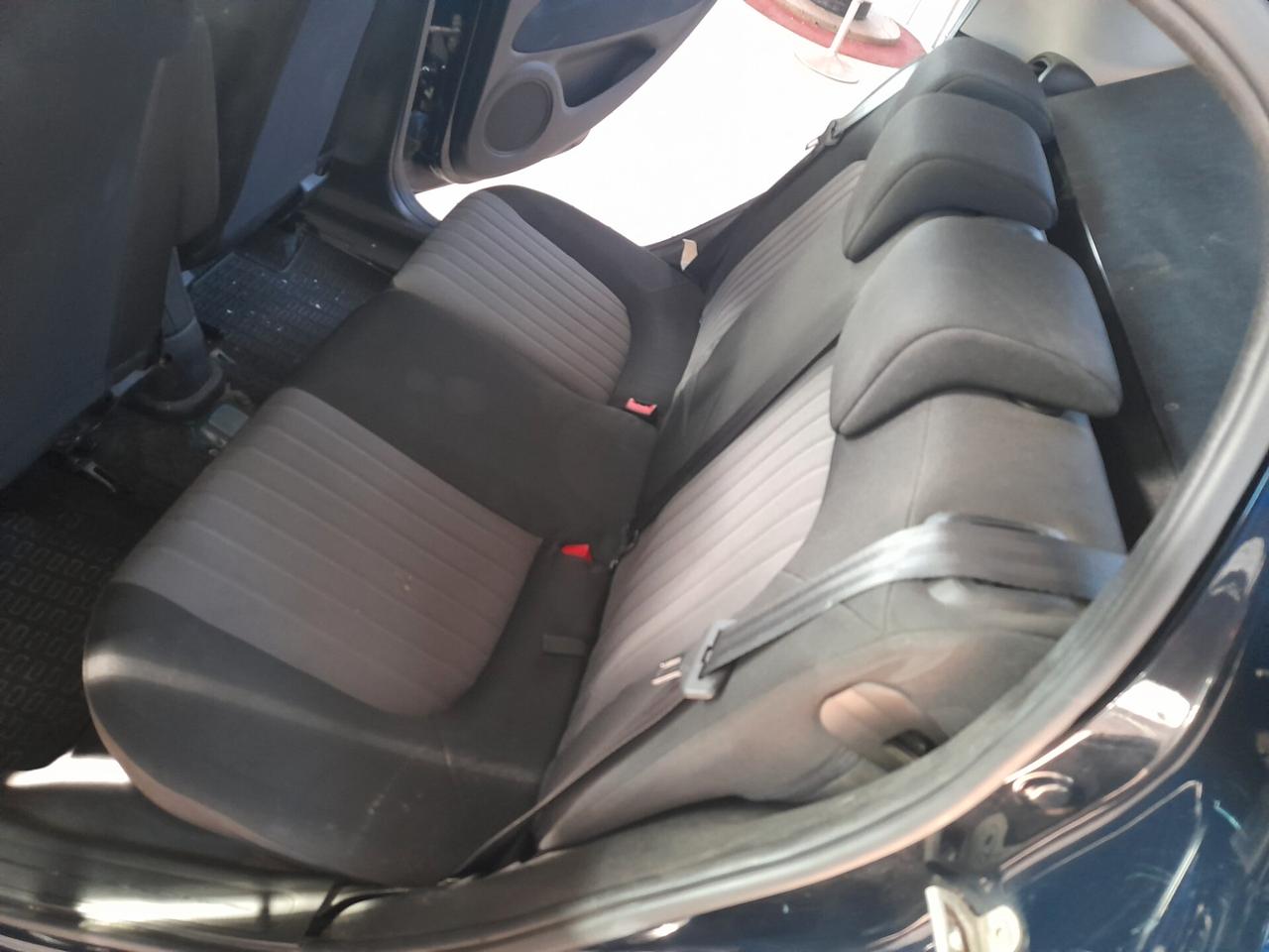 Fiat Punto 1.3 MJT II S&S 95 CV 5 porte Street