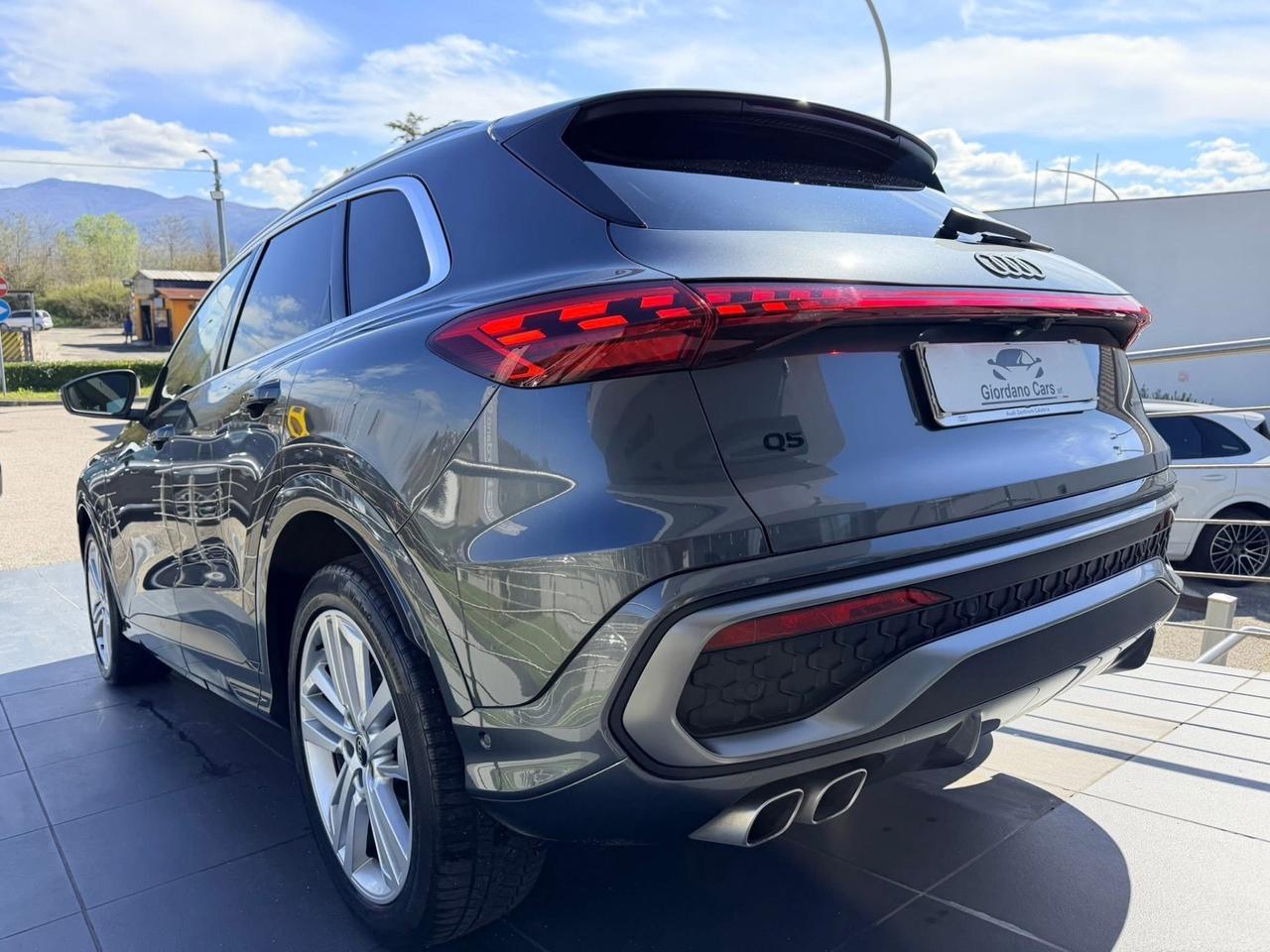Audi Q5 TDI 150 kW mHEV+ S tronic quattro Launch edition line
