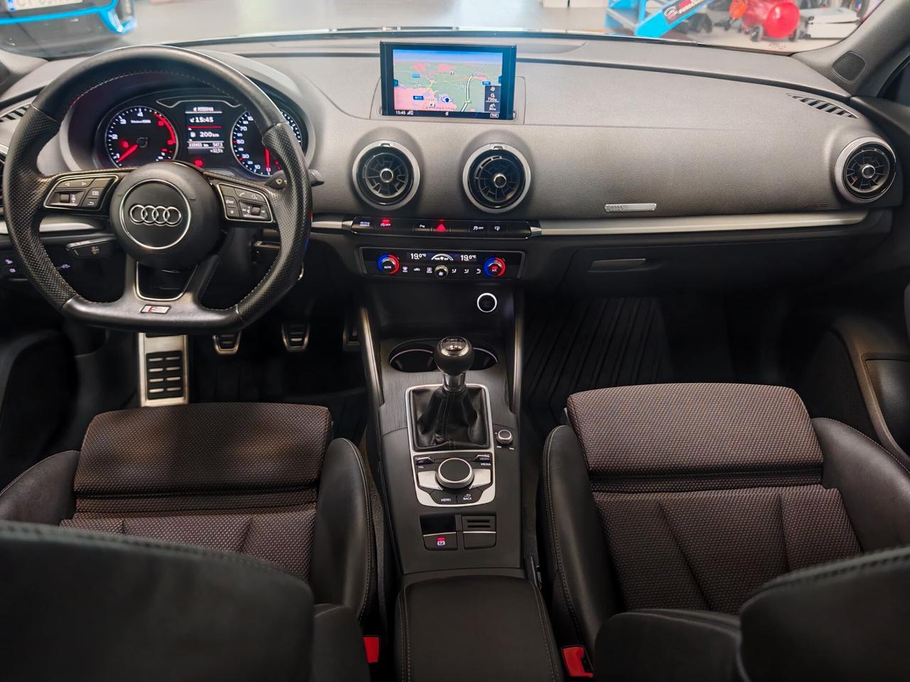 Audi A3 Sedan 1.6 TDI 116 CV S-LINE
