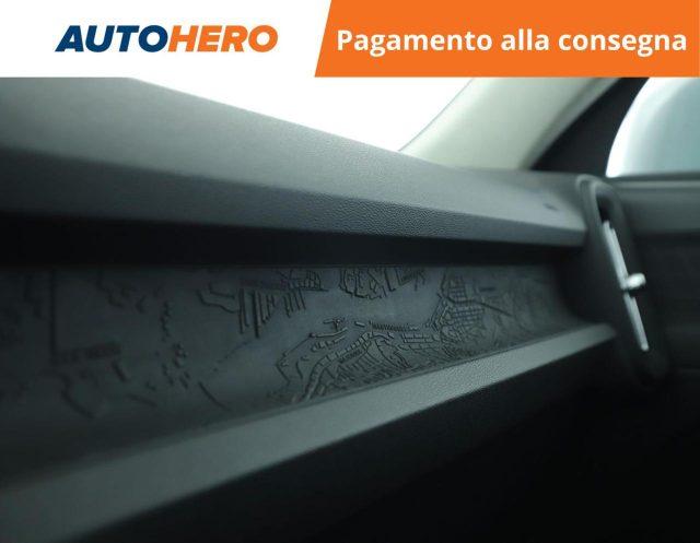 VOLVO XC40 D3 AWD Geartronic Momentum Core