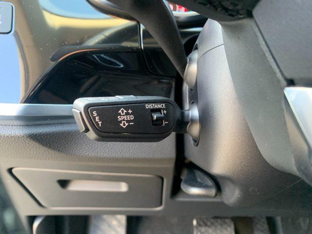 AUDI Q3 40 TDI quattro S tronic Business Advanced