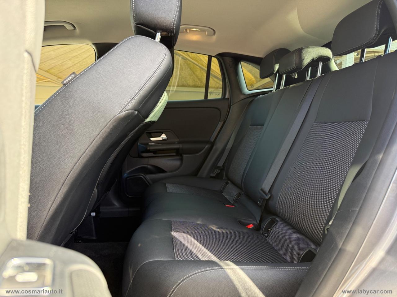 MERCEDES-BENZ GLA 200 d Automatic Business