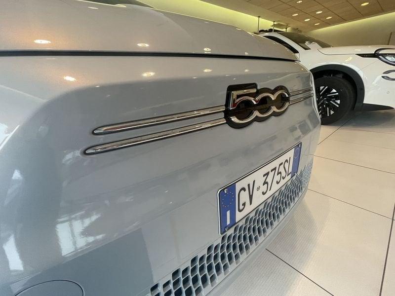 FIAT 500 Icon Berlina 23,65 kWh