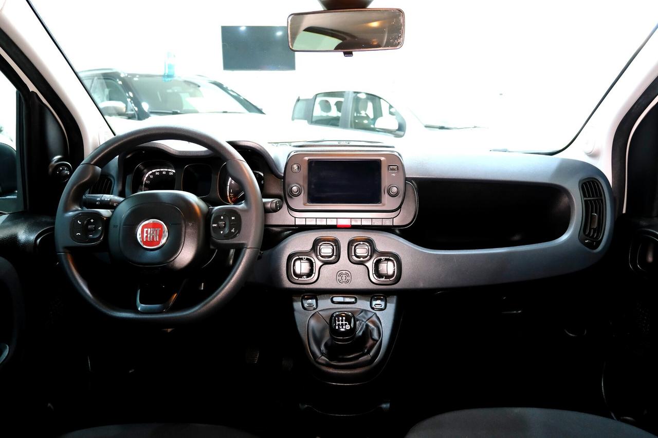 Fiat Panda Cross 1.0 HYBRID 70 cv CARPLAY