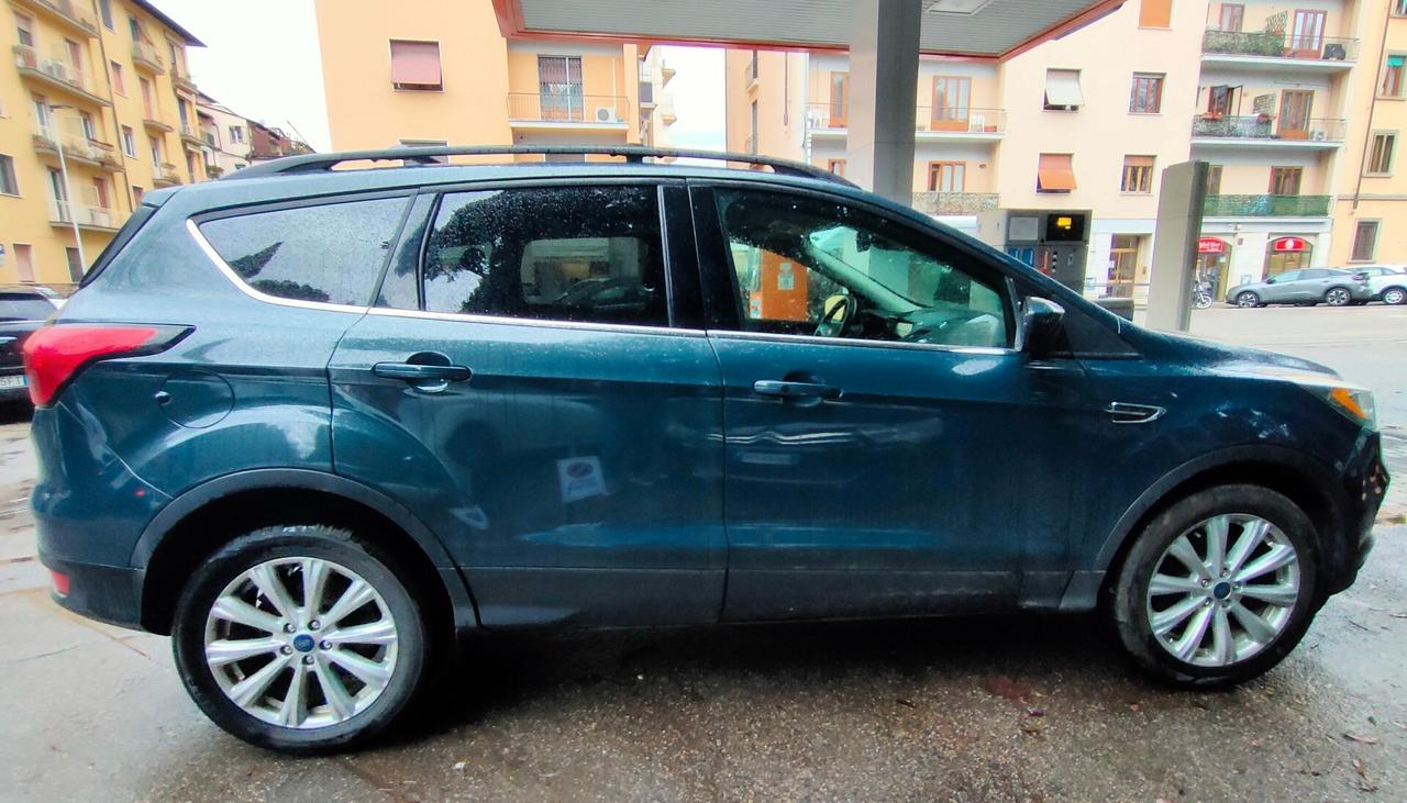 Ford Kuga 1.5L EcoBoost 179cv 4wd SEL