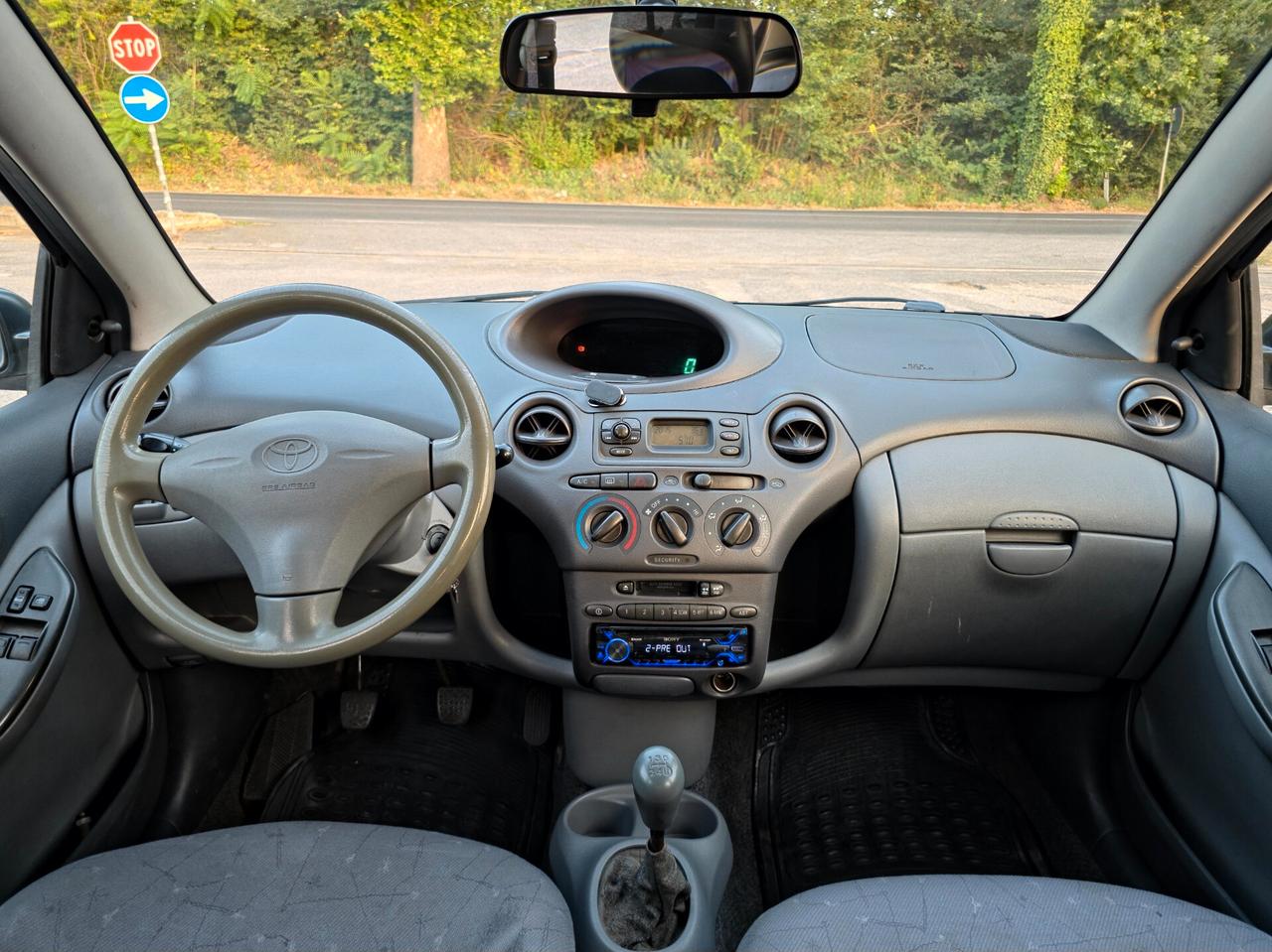 Toyota Yaris 1.0i 16V cat 5 porte Sol CV-65 GPL E3 Manuale NEO 2004