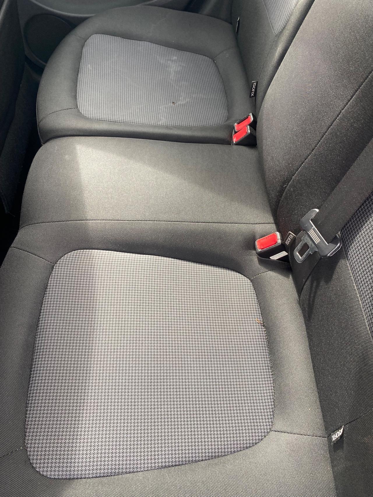 Hyundai i20 1.4 CRDi Anno 2013 Full Navi Led