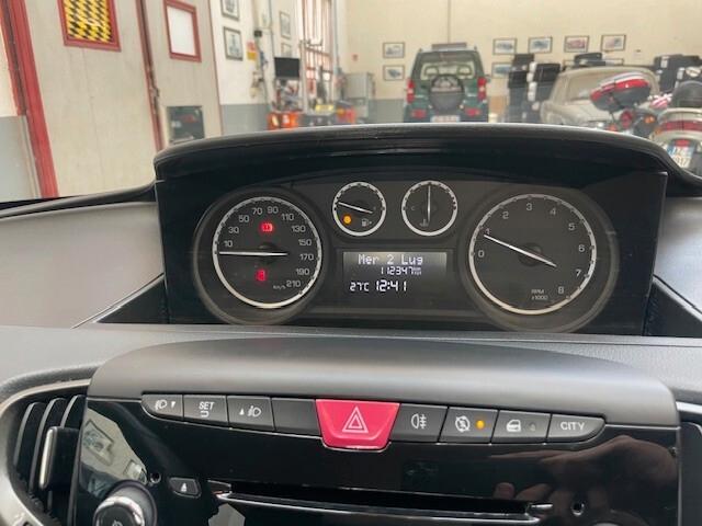 Lancia Ypsilon 1.2 69 CV 5 porte S&S Gold E5 GARANZIA 12 MESI!!!!