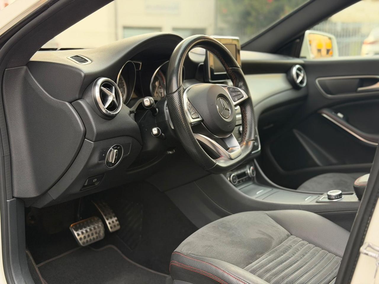 Mercedes-benz CLA 200 CDI Automatic Premium