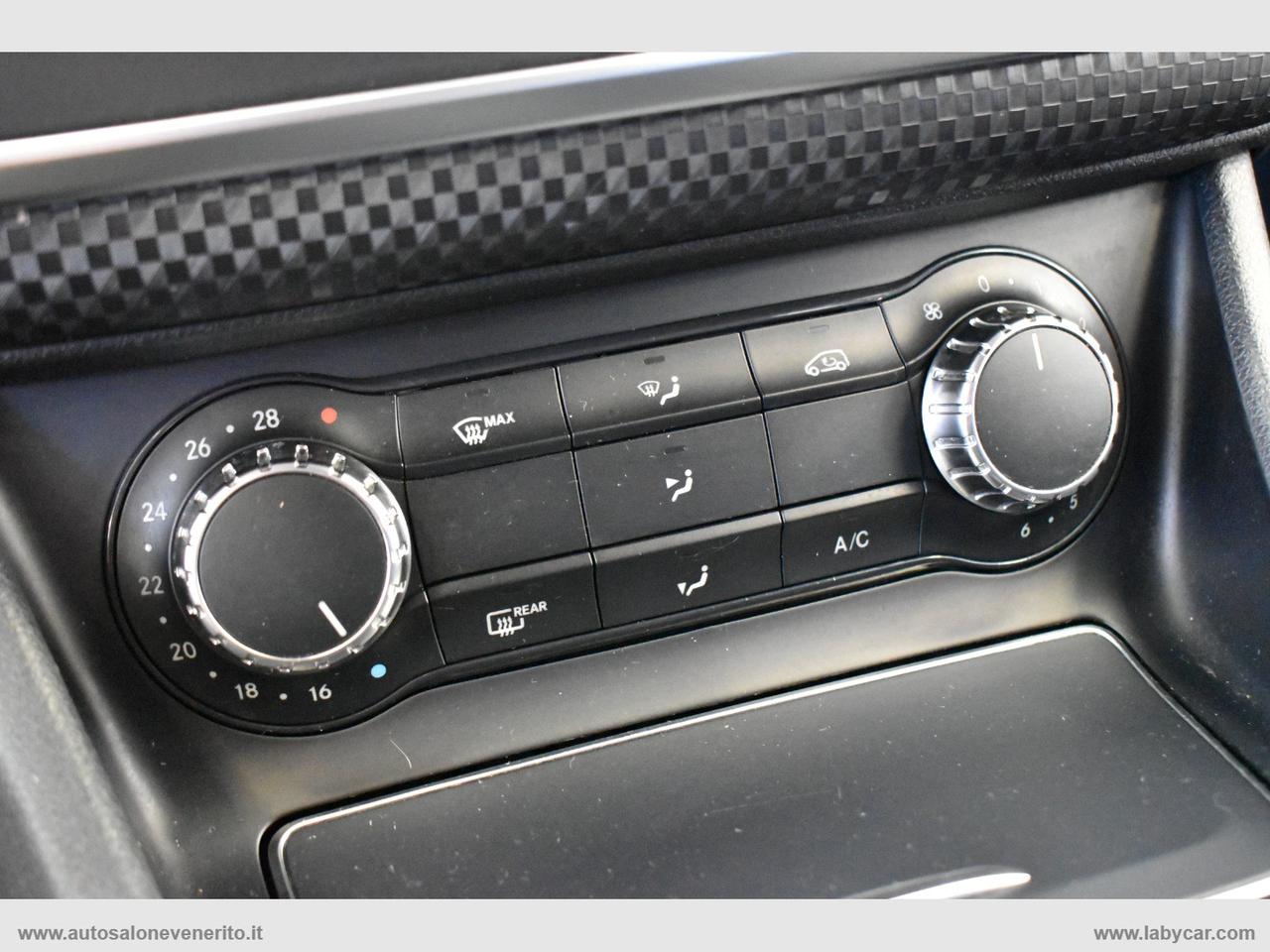 MERCEDES-BENZ A 200 d Automatic Premium