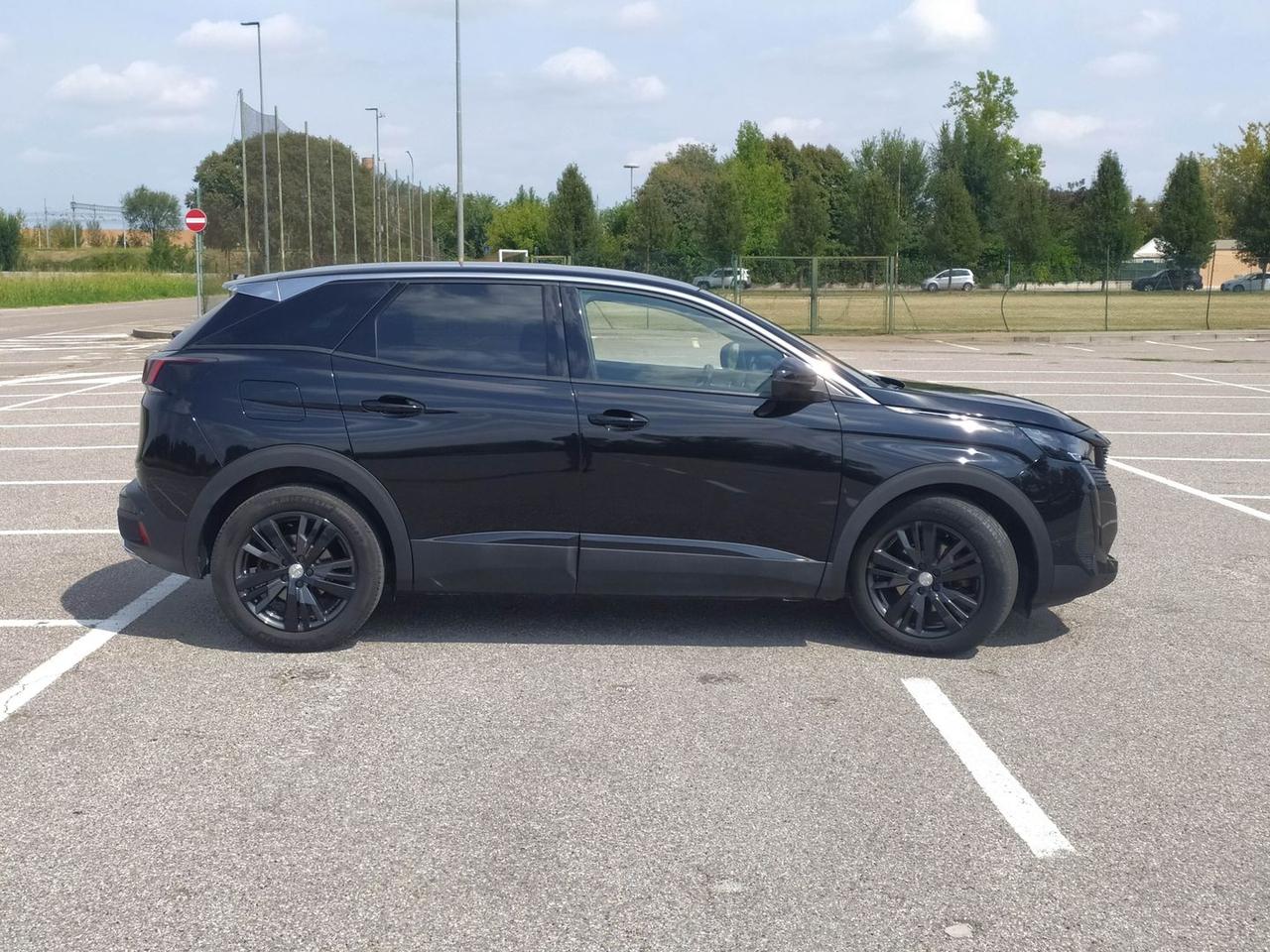 Peugeot 3008 Allure Pack 1.5 Blue HDI 130 #12056