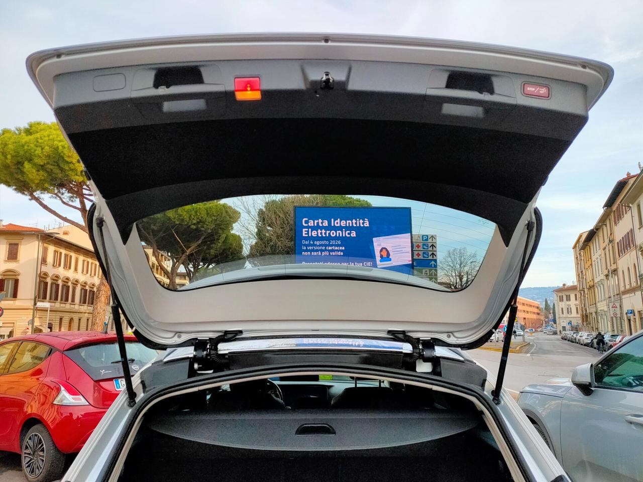 Mercedes-Benz E 220d Auto Premium Plus + Pack AMG