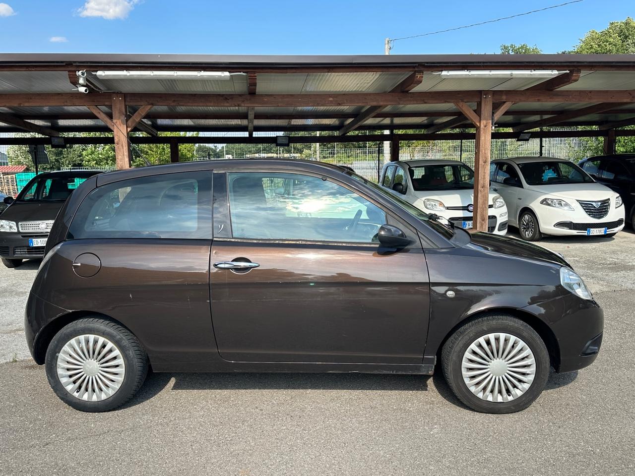 Lancia Ypsilon 1.3 MJT 75 CV