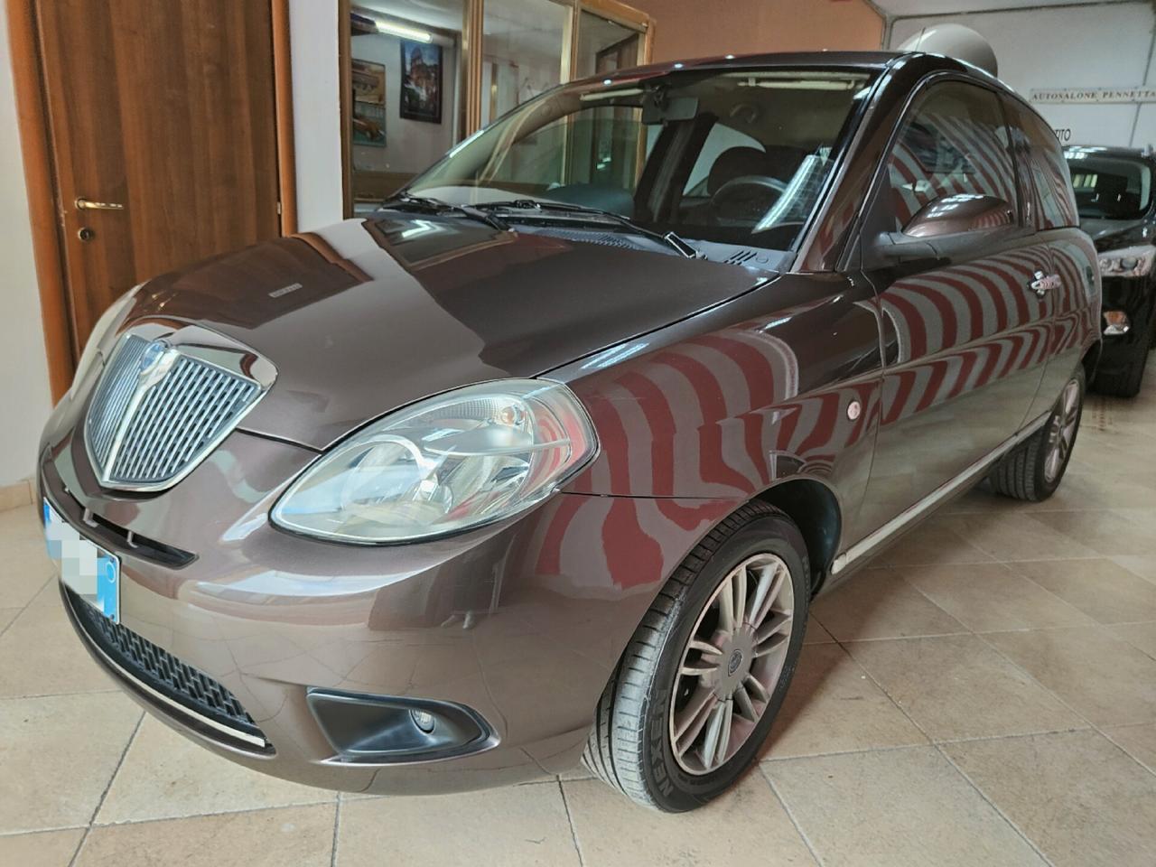 Lancia Ypsilon 1.3 MJT 75 CV 2009